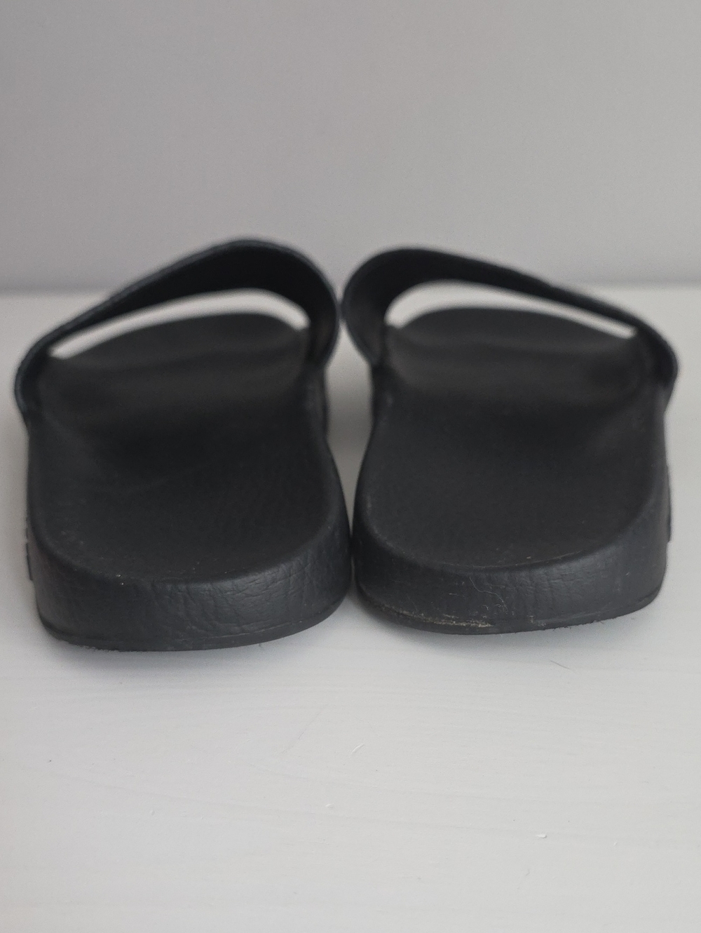 Gucci GG MicroGuccissima Slides Size 37 - Picture 6 of 8